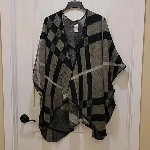 kmart Other - Black Grey Wrap Shawl Open Poncho One Size